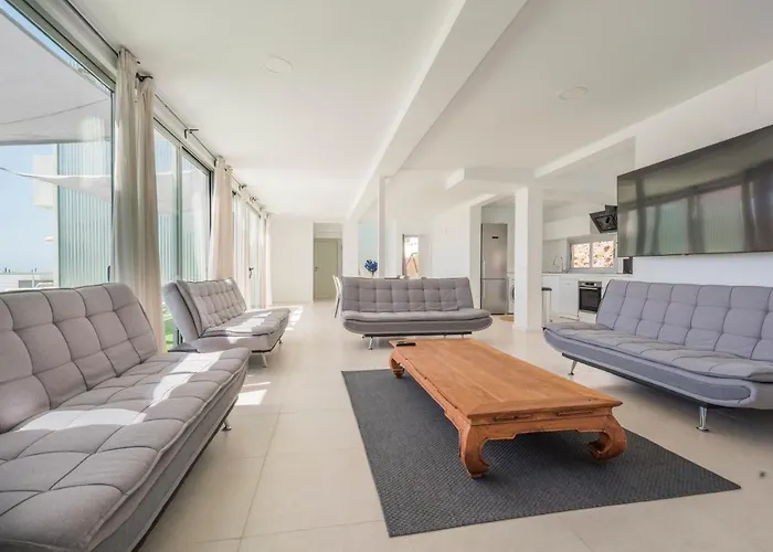 Vill'a&r Tenerife * Адехе